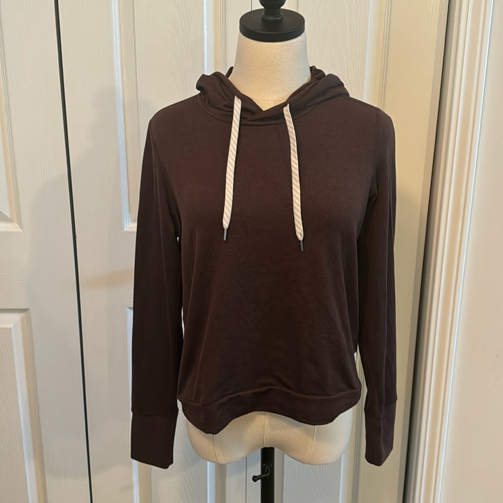 Vuori hoodie chocolate small